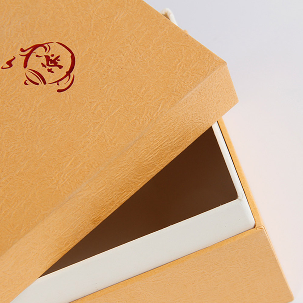 翻蓋的保健品包裝已經(jīng)過氣，定做天地蓋c位出道